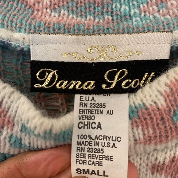 Dana Scott Vintage USA Cottage Core Acrylic Sweater - Picture 8 of 9